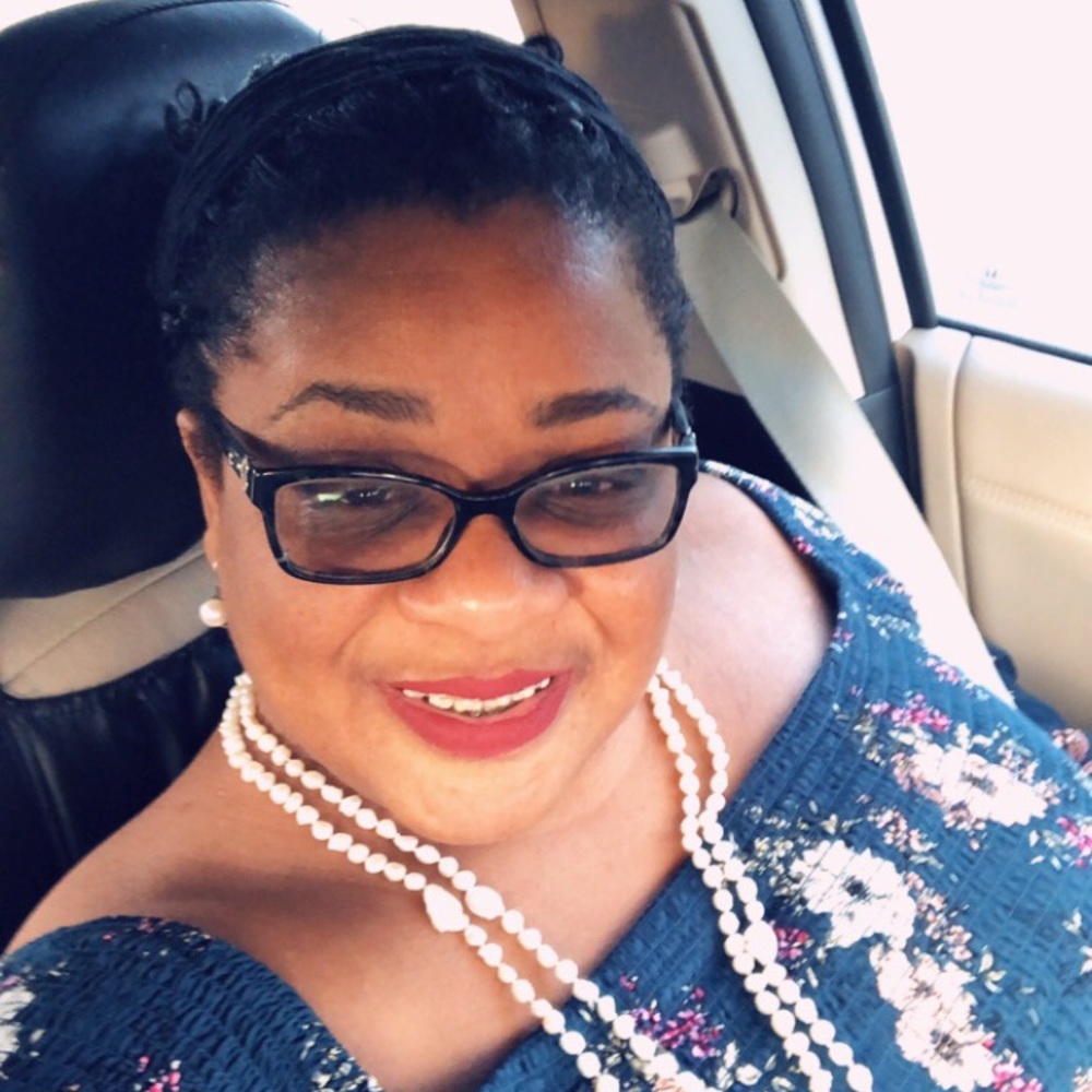 Meet your Posher, Angela